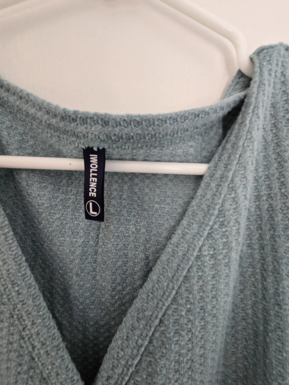 Size L Light Blue Button-Front Tie-Hem Knit Top -